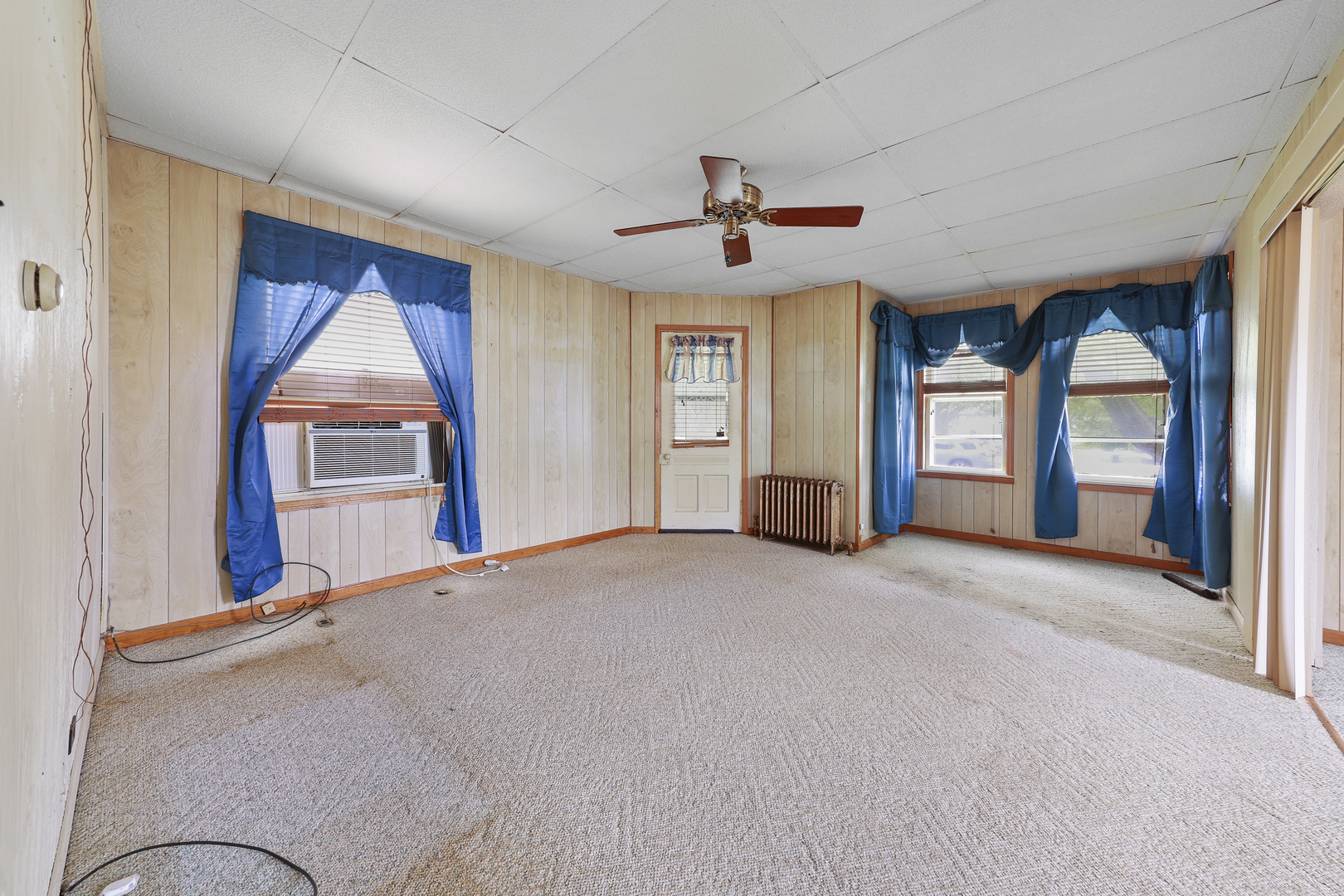 165 W Lincoln Street, Seneca, IL 61360