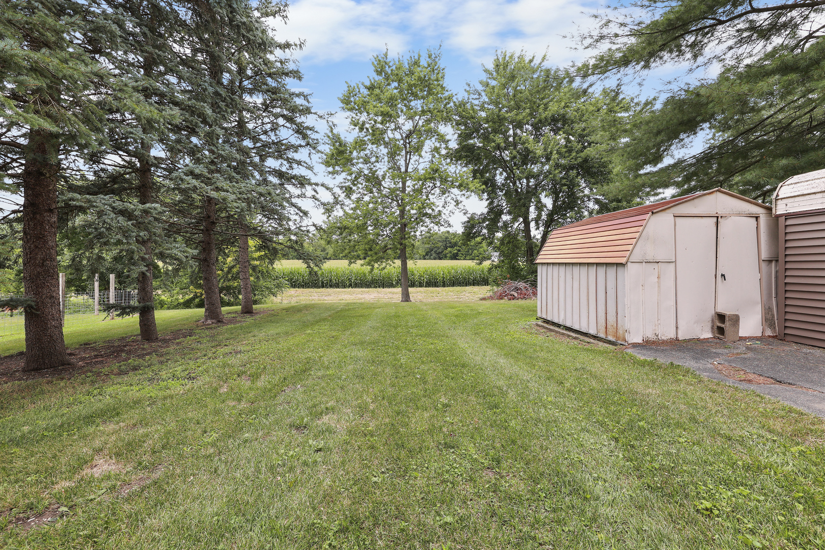 165 W Lincoln Street, Seneca, IL 61360