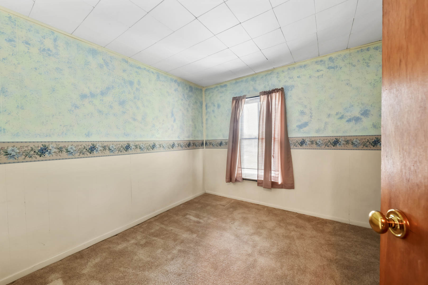 165 W Lincoln Street, Seneca, IL 61360