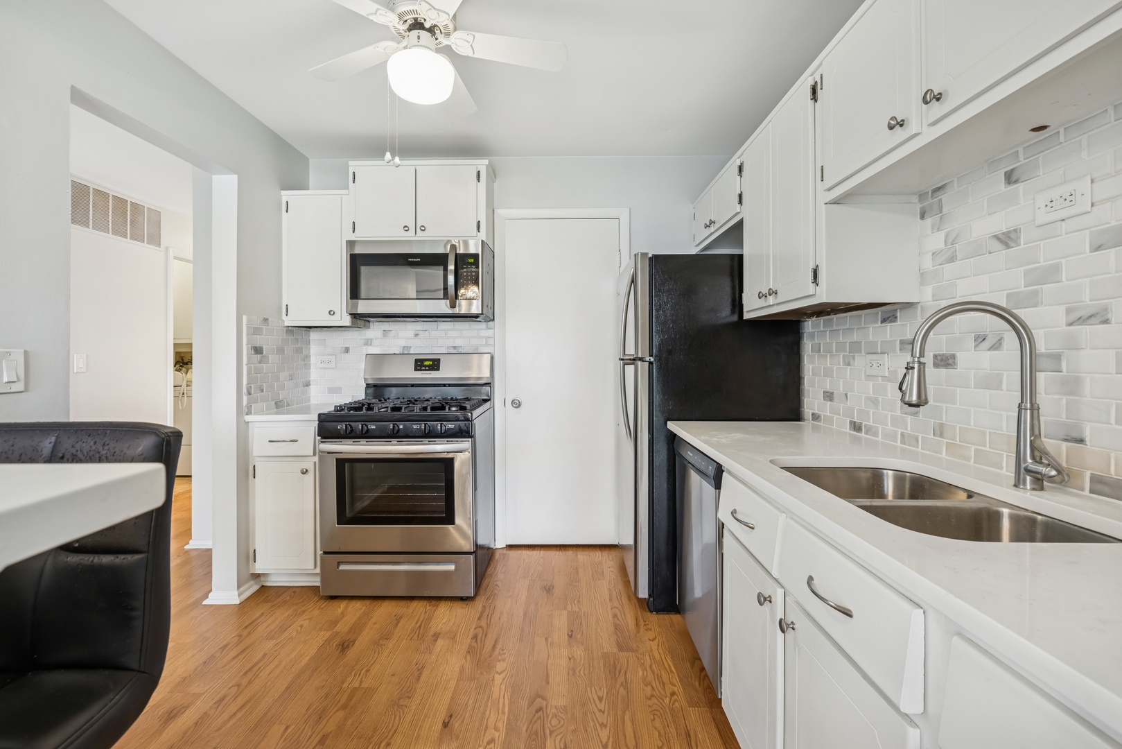 271 Middlebury Court #C1, Schaumburg, IL 60193