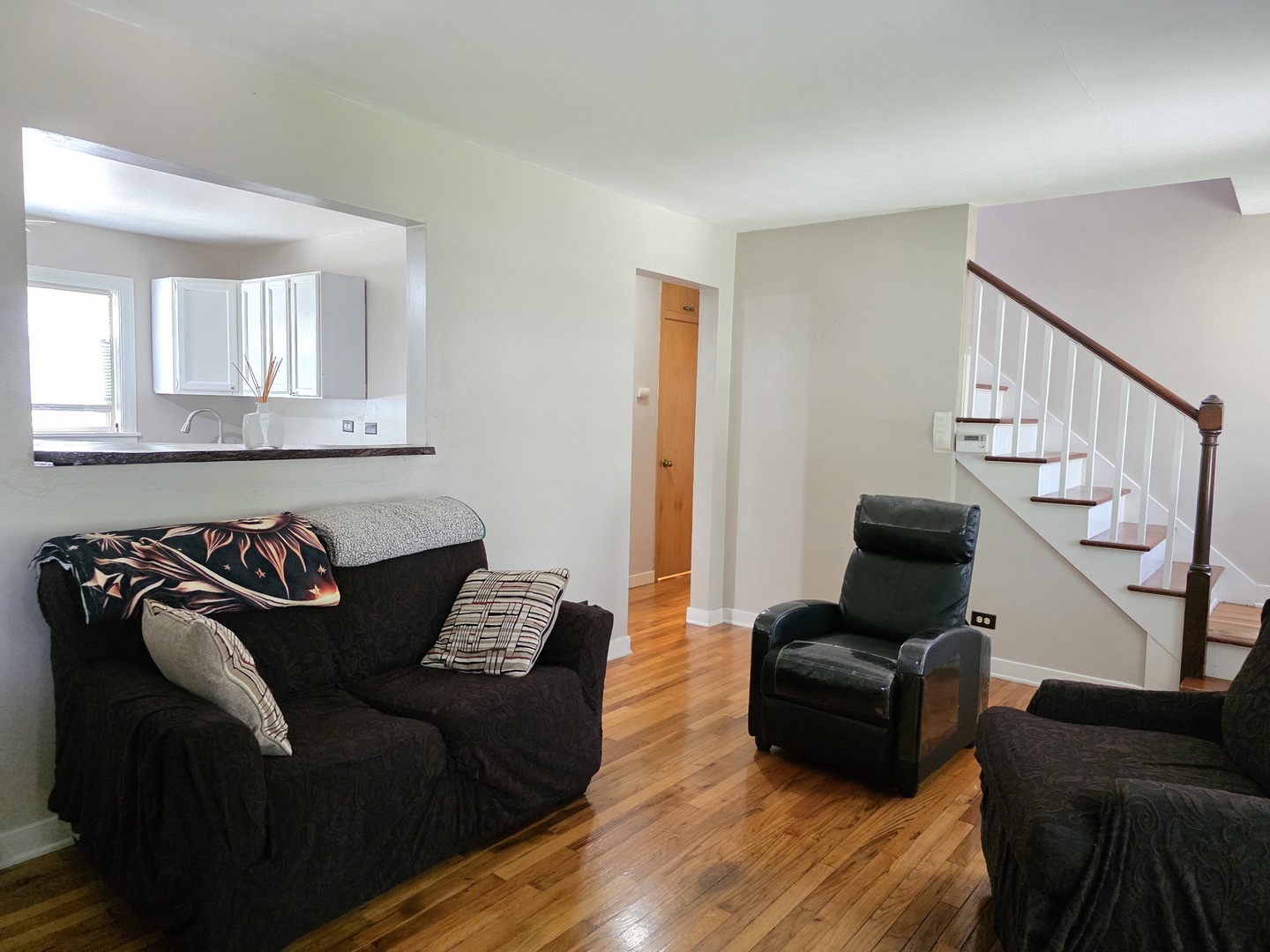 1115 Glenwood Avenue, Waukegan, IL 60085