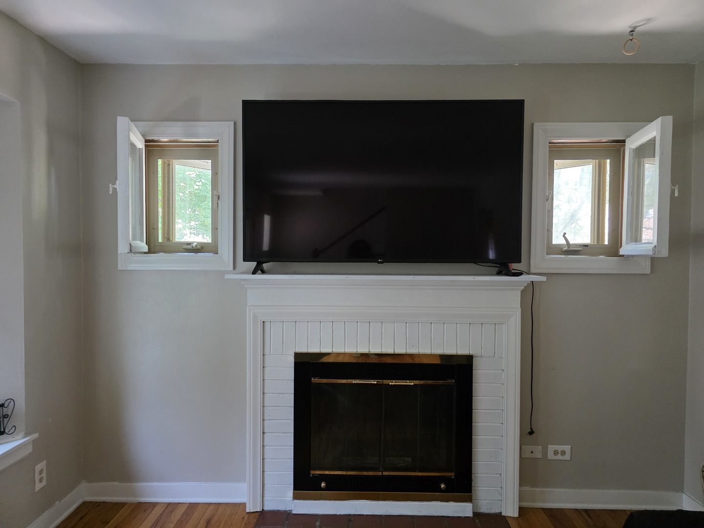 1115 Glenwood Avenue, Waukegan, IL 60085