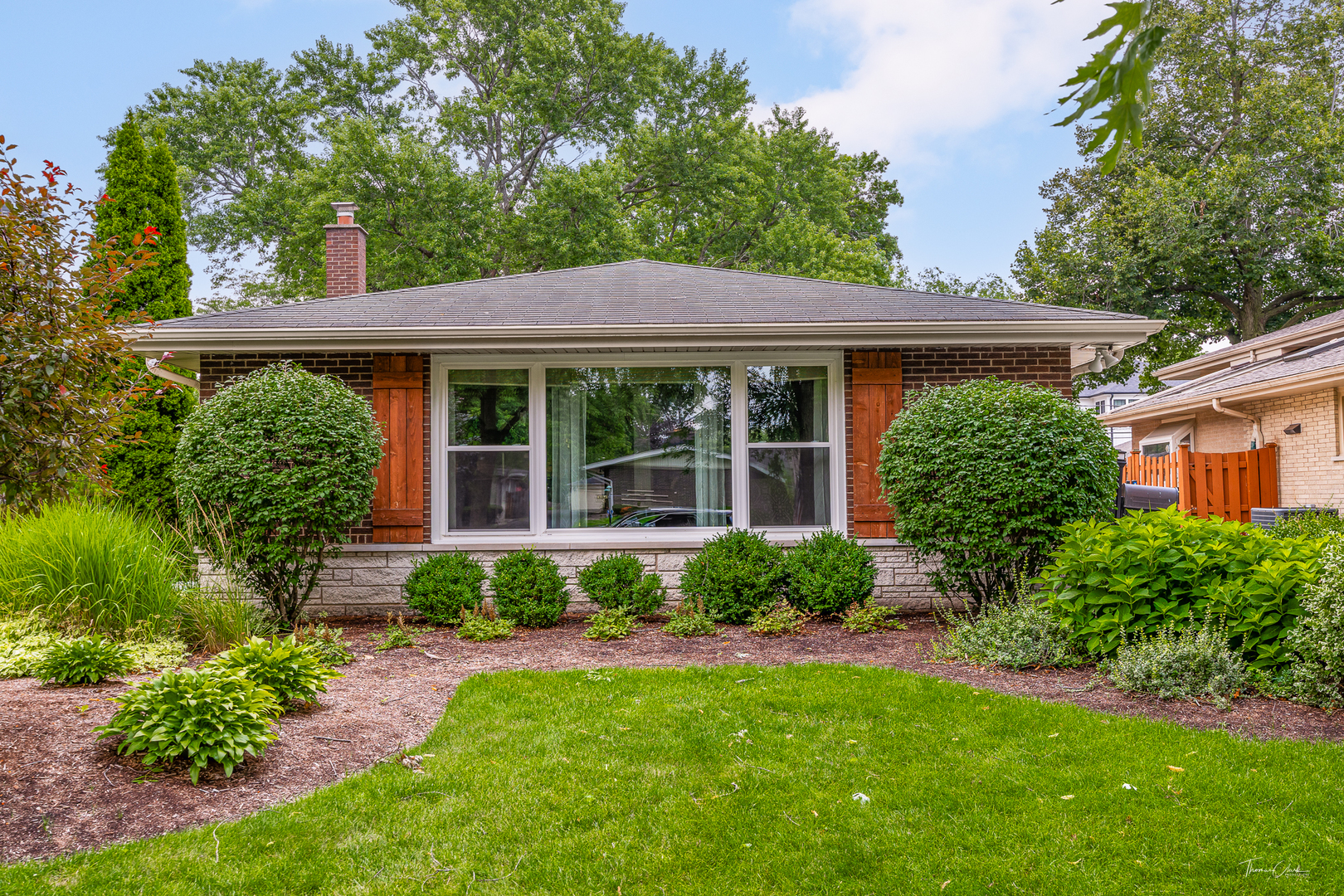 5329 GRAND Avenue, Western Springs, IL 60558