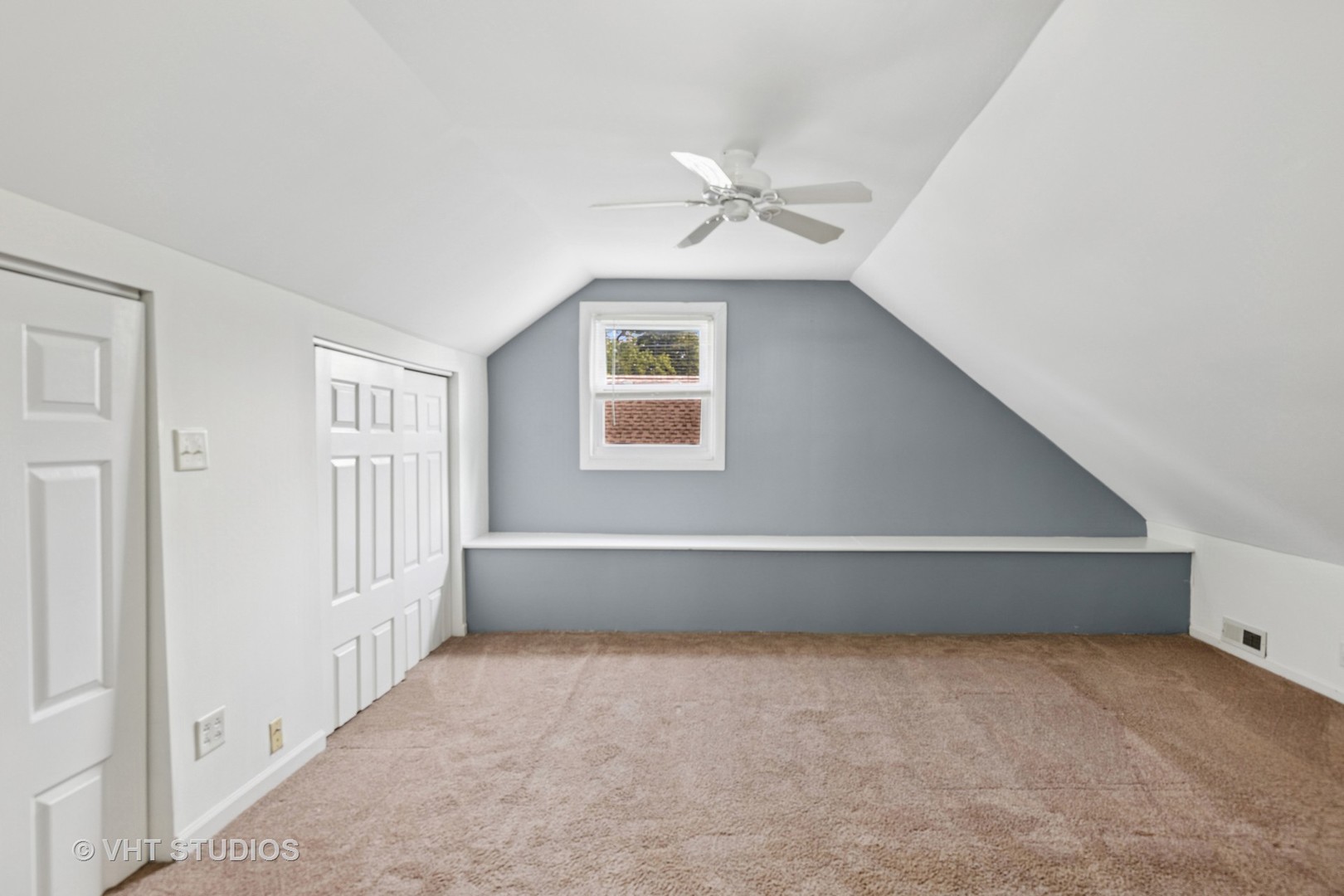 176 Mallery Avenue, Elgin, IL 60123
