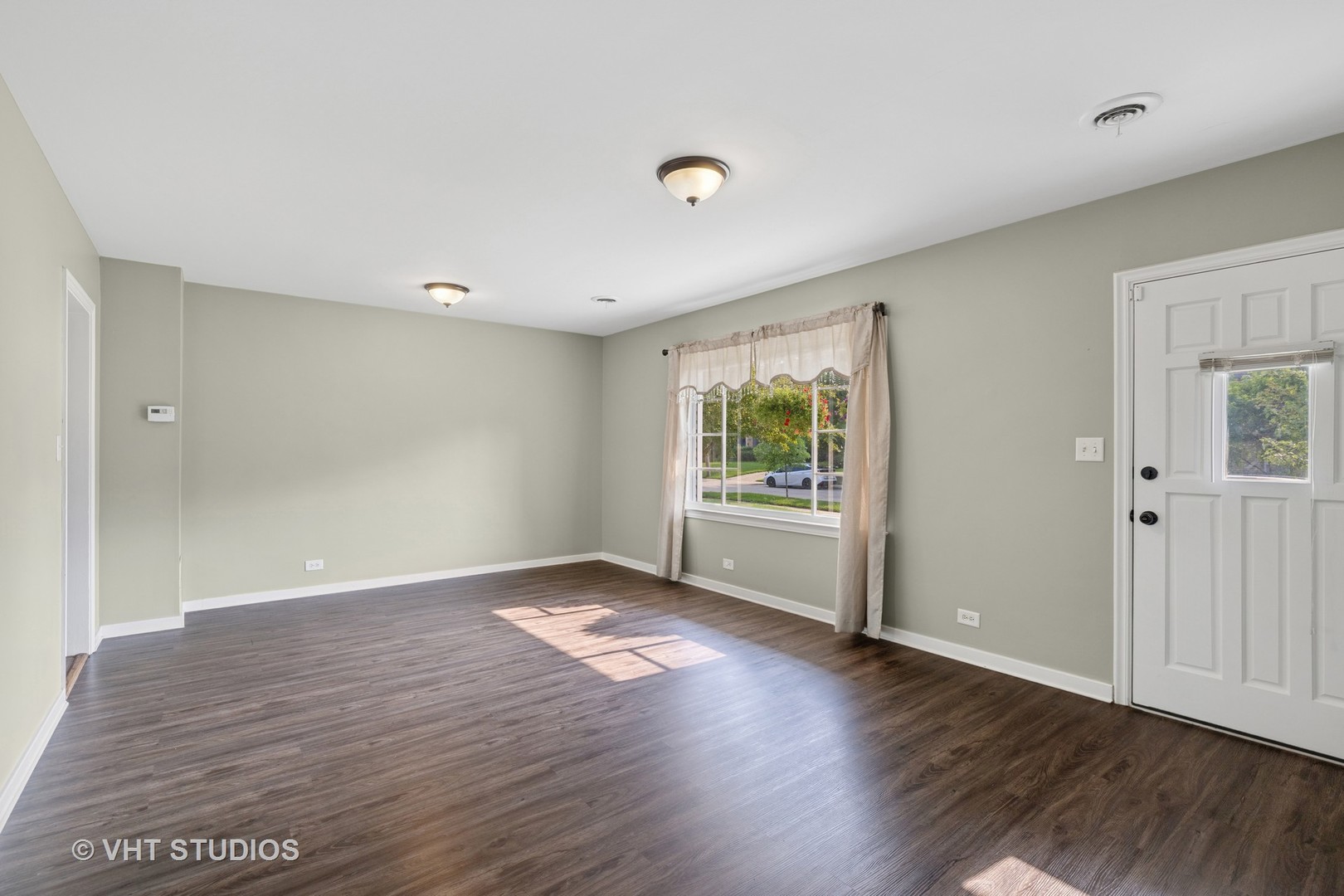 176 Mallery Avenue, Elgin, IL 60123