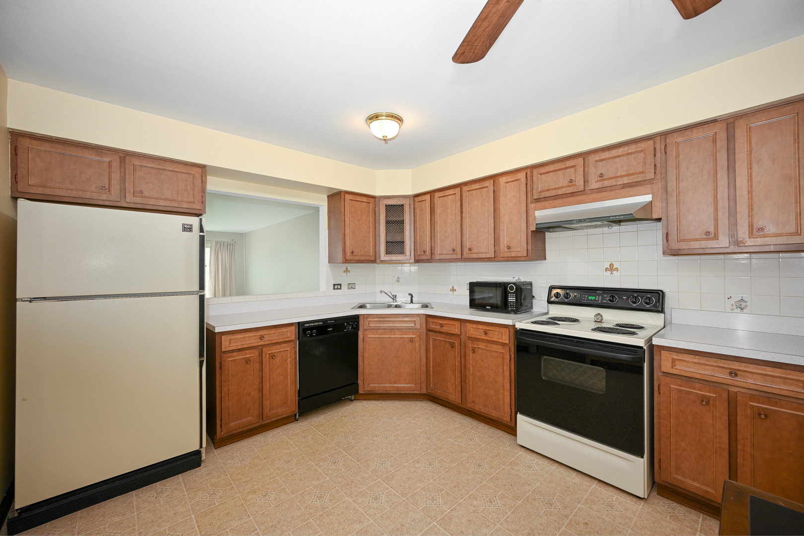441 Park Boulevard #3I, Glen Ellyn, IL 60137