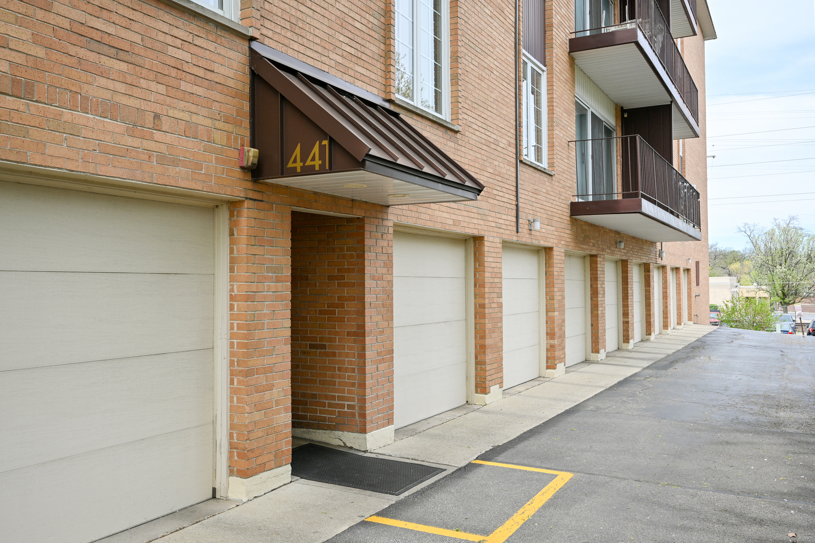 441 Park Boulevard #3I, Glen Ellyn, IL 60137