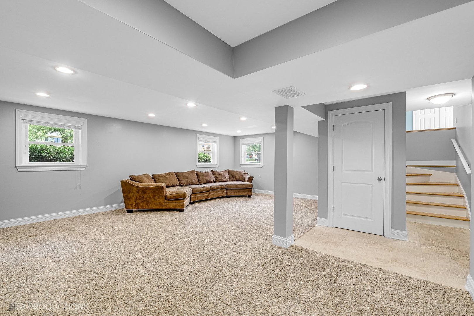 917 Ironwood Avenue, Darien, IL 60561