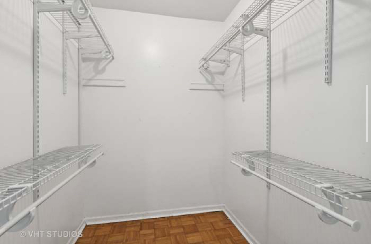 605 Waukegan Road #1G, Glenview, IL 60025