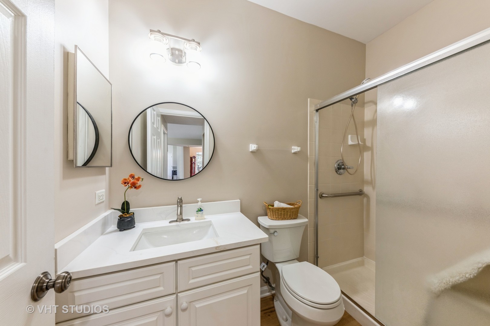 715 W Jonathan Drive, Round Lake, IL 60073
