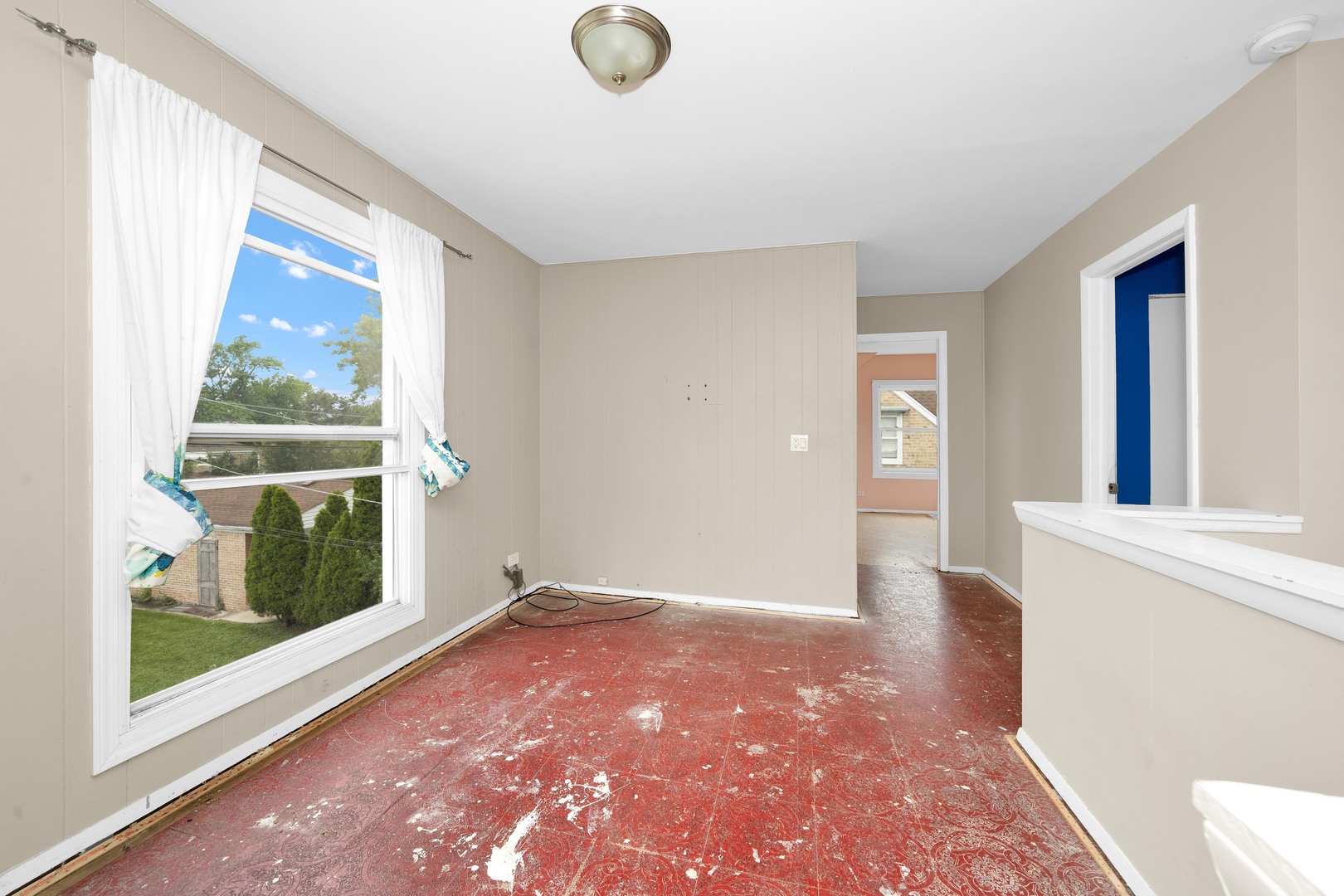 2242 S 5TH Avenue, North Riverside, IL 60546