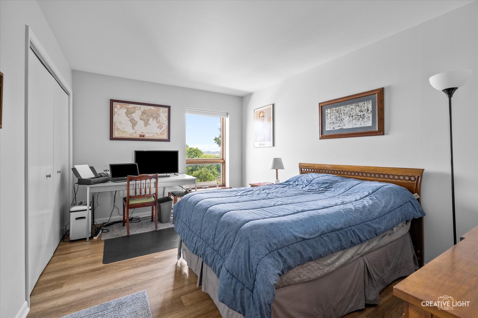 450 W Downer Place #C, Aurora, IL 60506