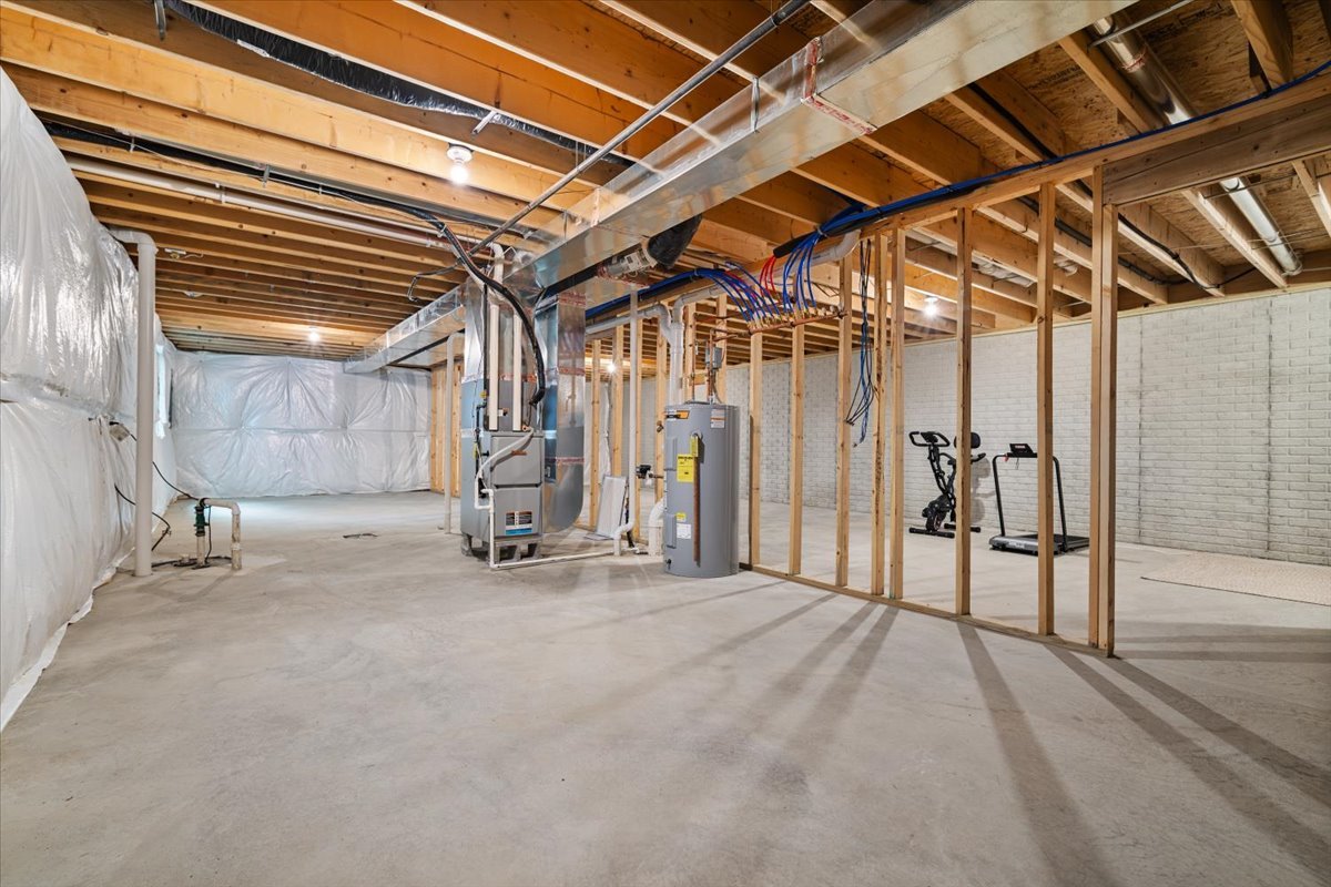 1815 Glenbridge Road, Bloomington, IL 61704