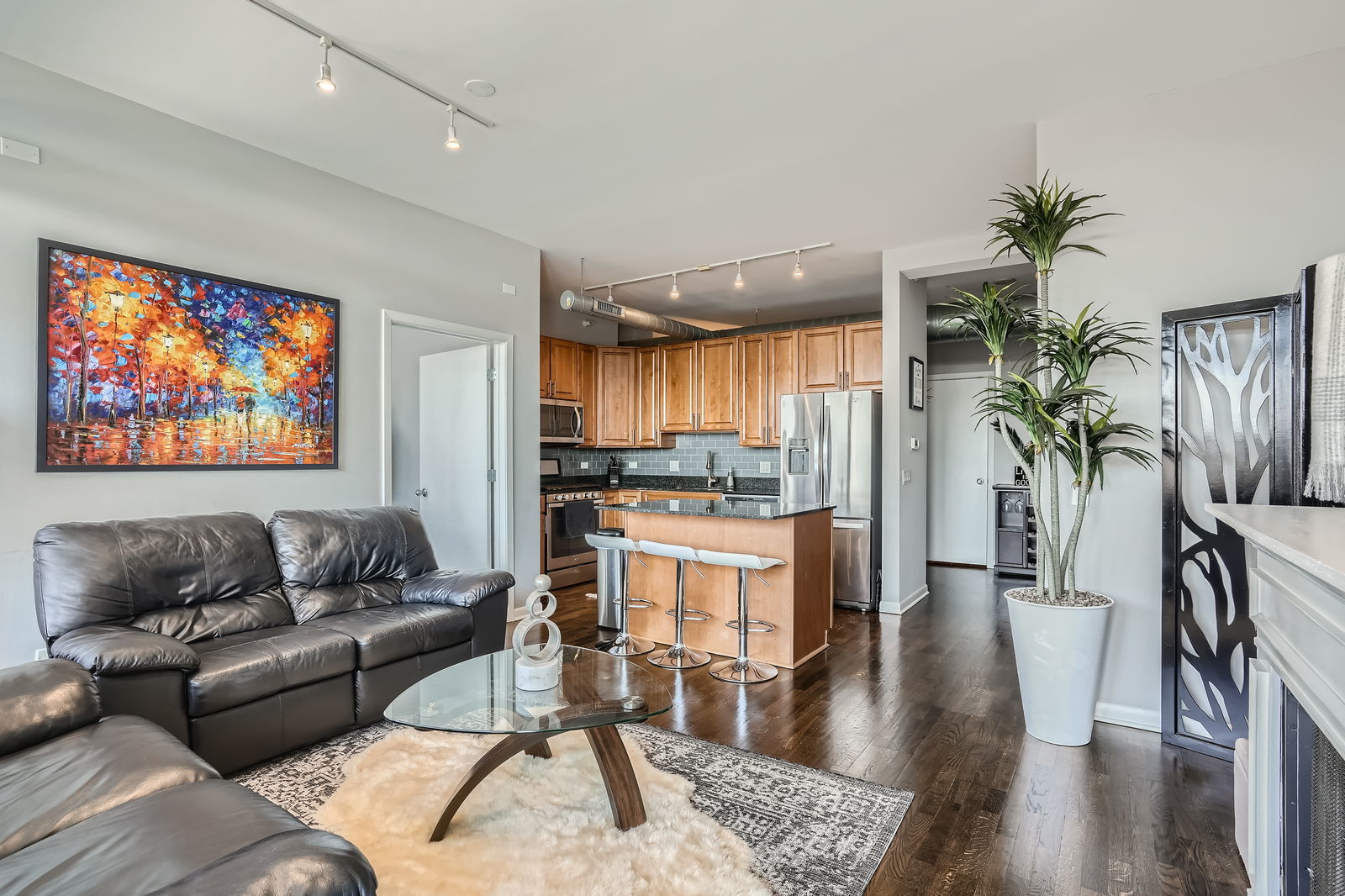 1200 W Monroe Street #812, Chicago, IL 60607