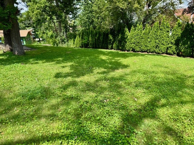 37 E Cambridge Drive, Oak Brook, IL 60523
