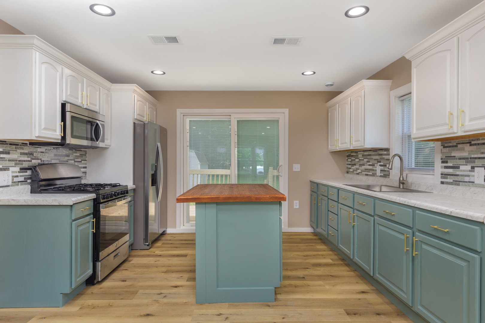 3708 W 162nd Place, Markham, IL 60428