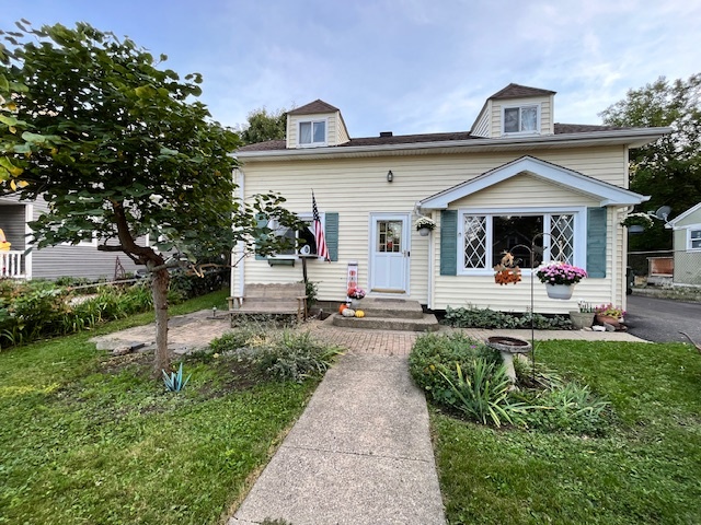 26585 W Maple Street, Antioch, IL 60002