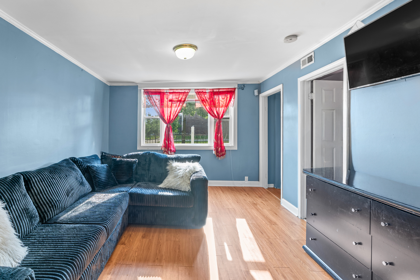 2103 N Long Avenue, Chicago, IL 60639
