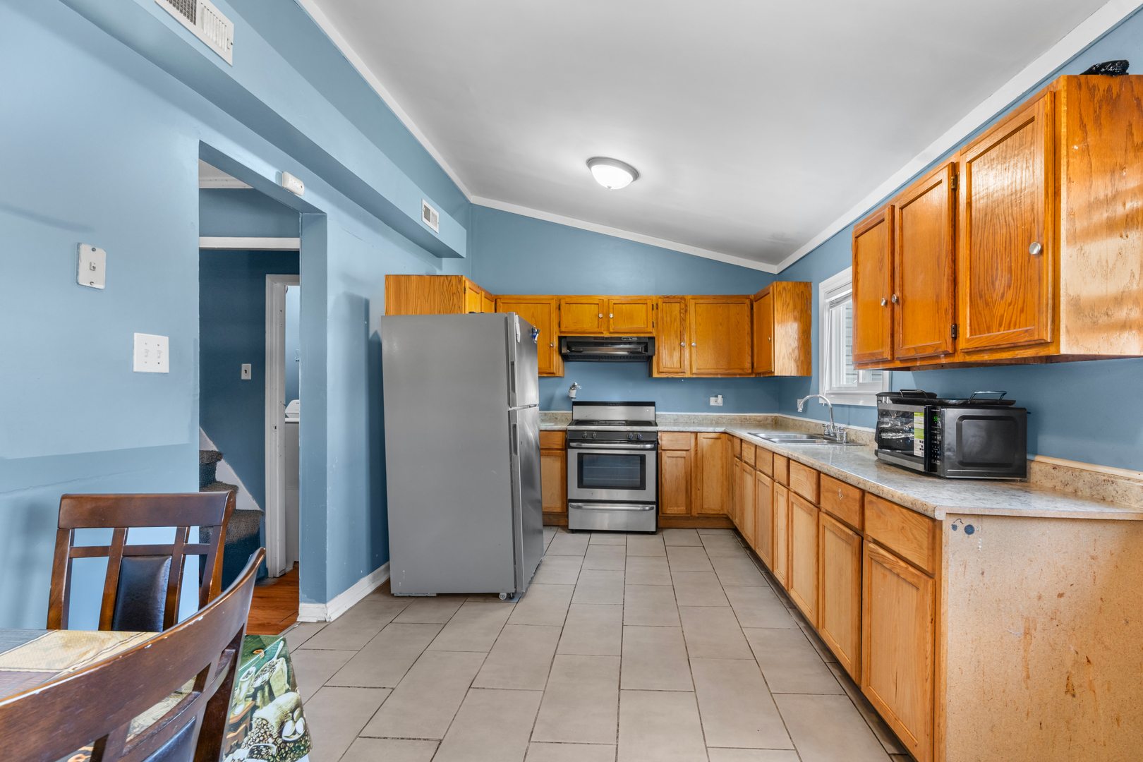 2103 N Long Avenue, Chicago, IL 60639