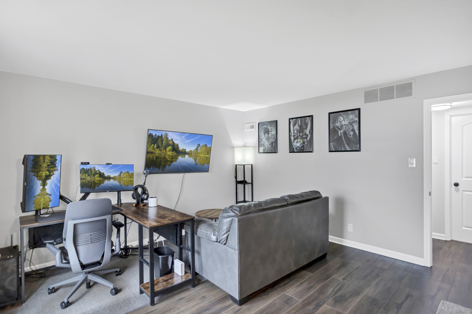 1057 Shannock Lane, Schaumburg, IL 60193