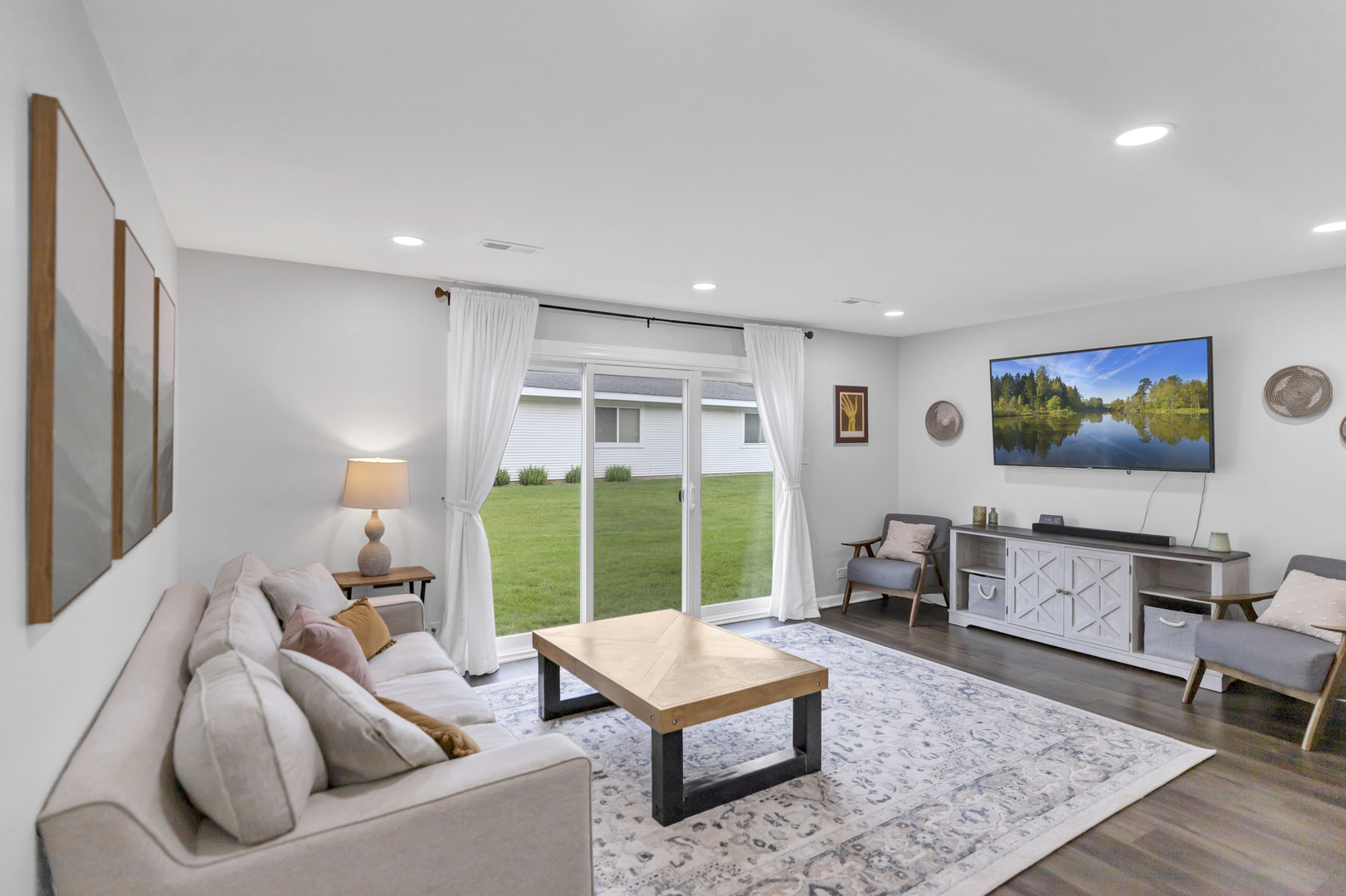 1057 Shannock Lane, Schaumburg, IL 60193