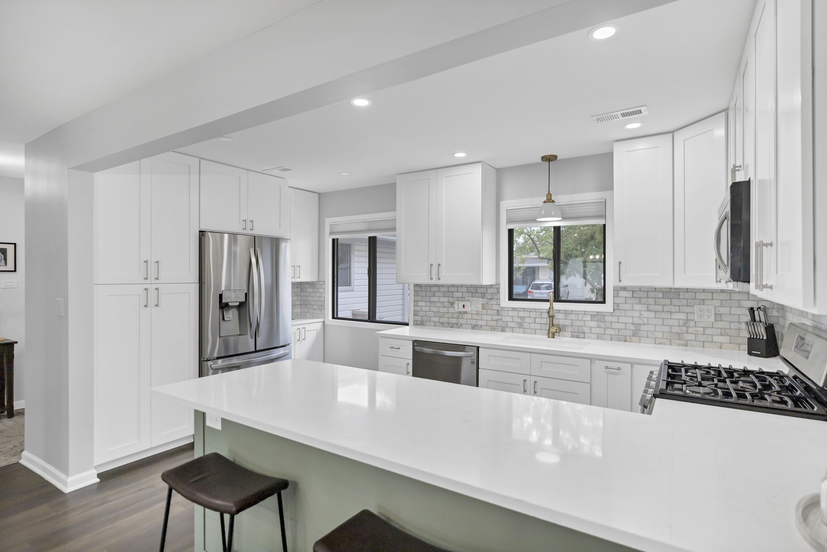 1057 Shannock Lane, Schaumburg, IL 60193