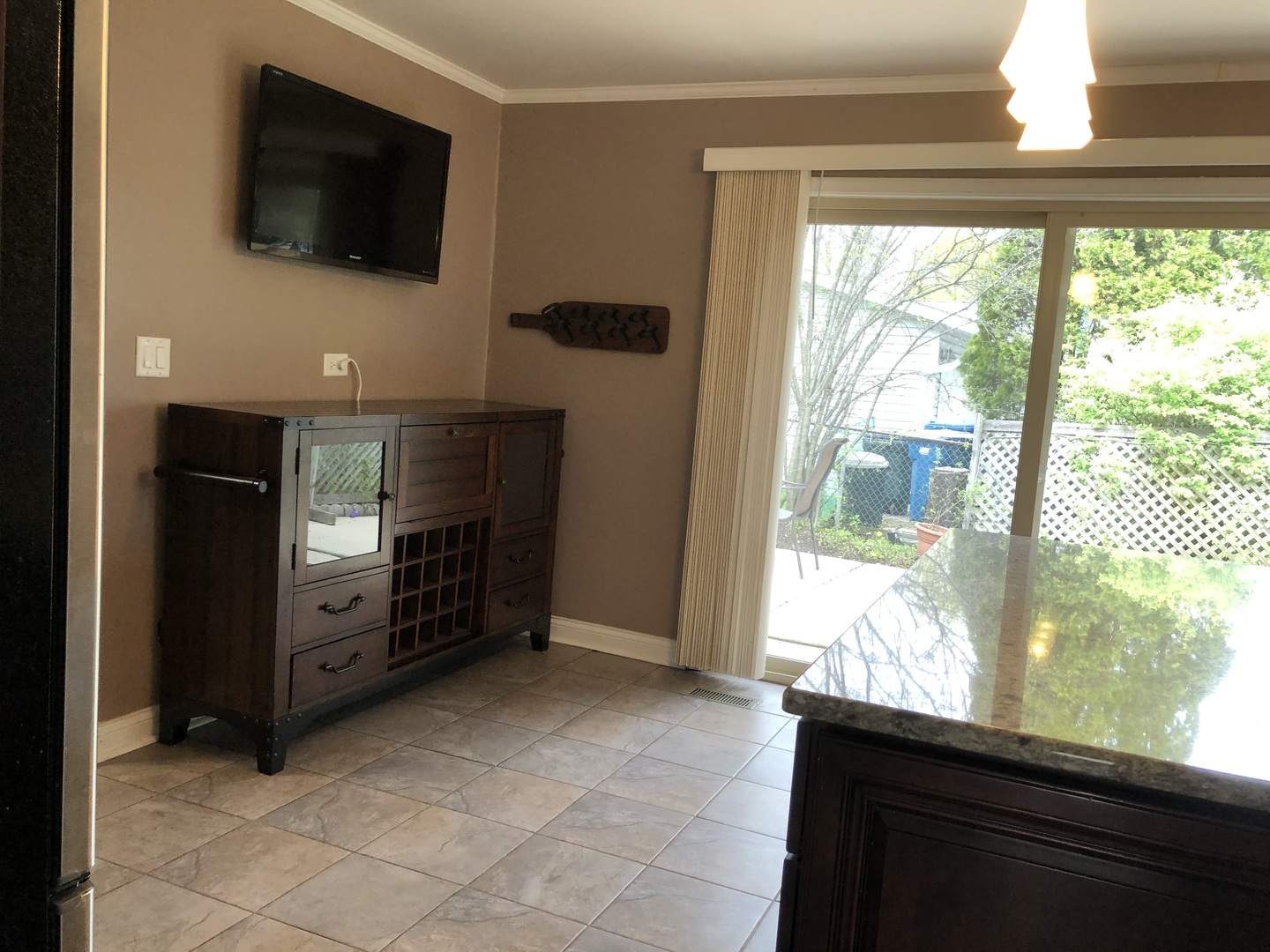 1126 Parkview Drive, Hanover Park, IL 60133
