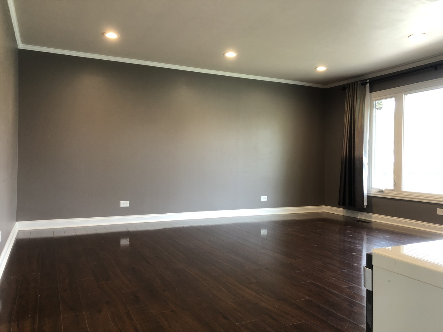 1126 Parkview Drive, Hanover Park, IL 60133