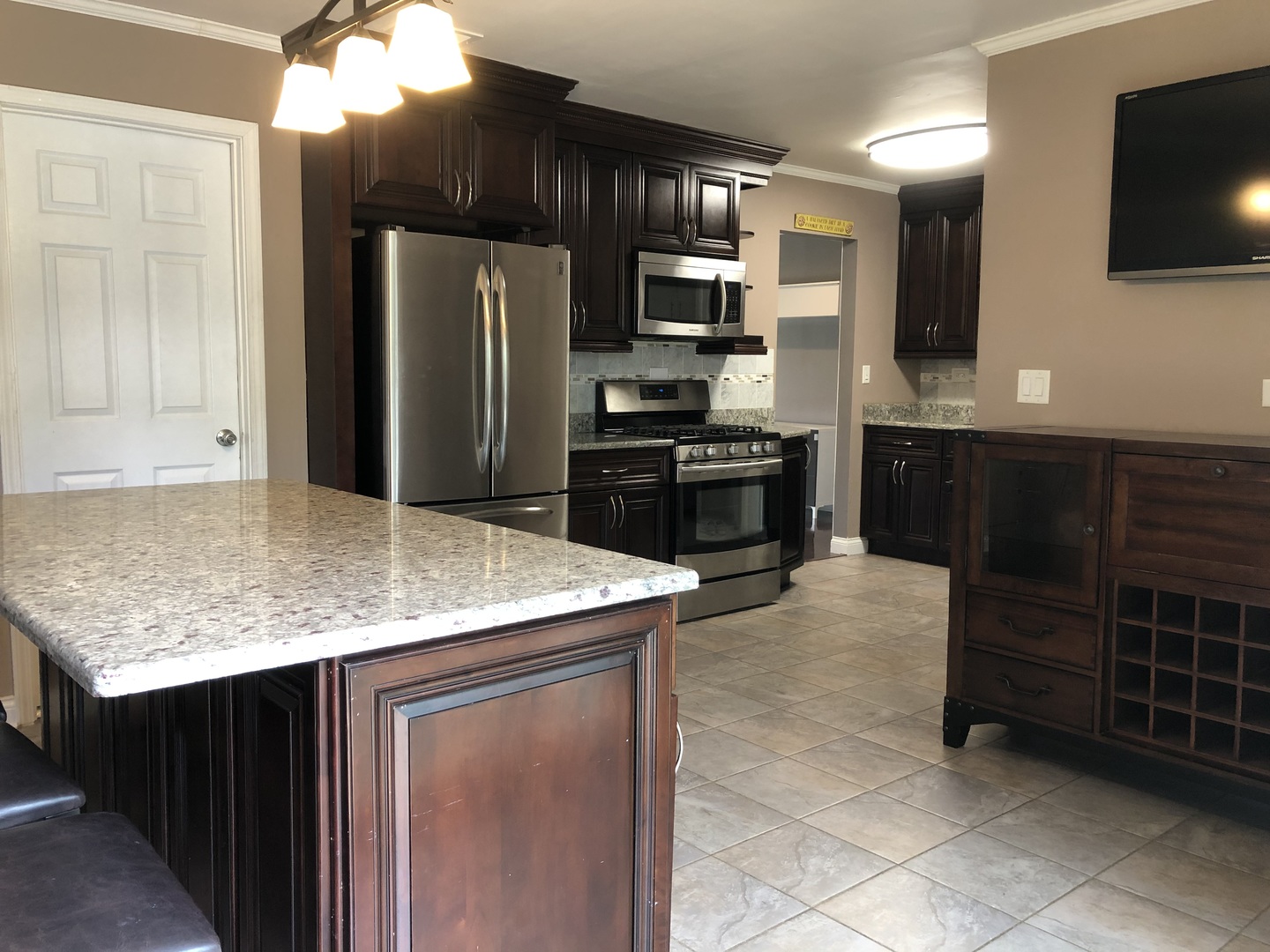 1126 Parkview Drive, Hanover Park, IL 60133