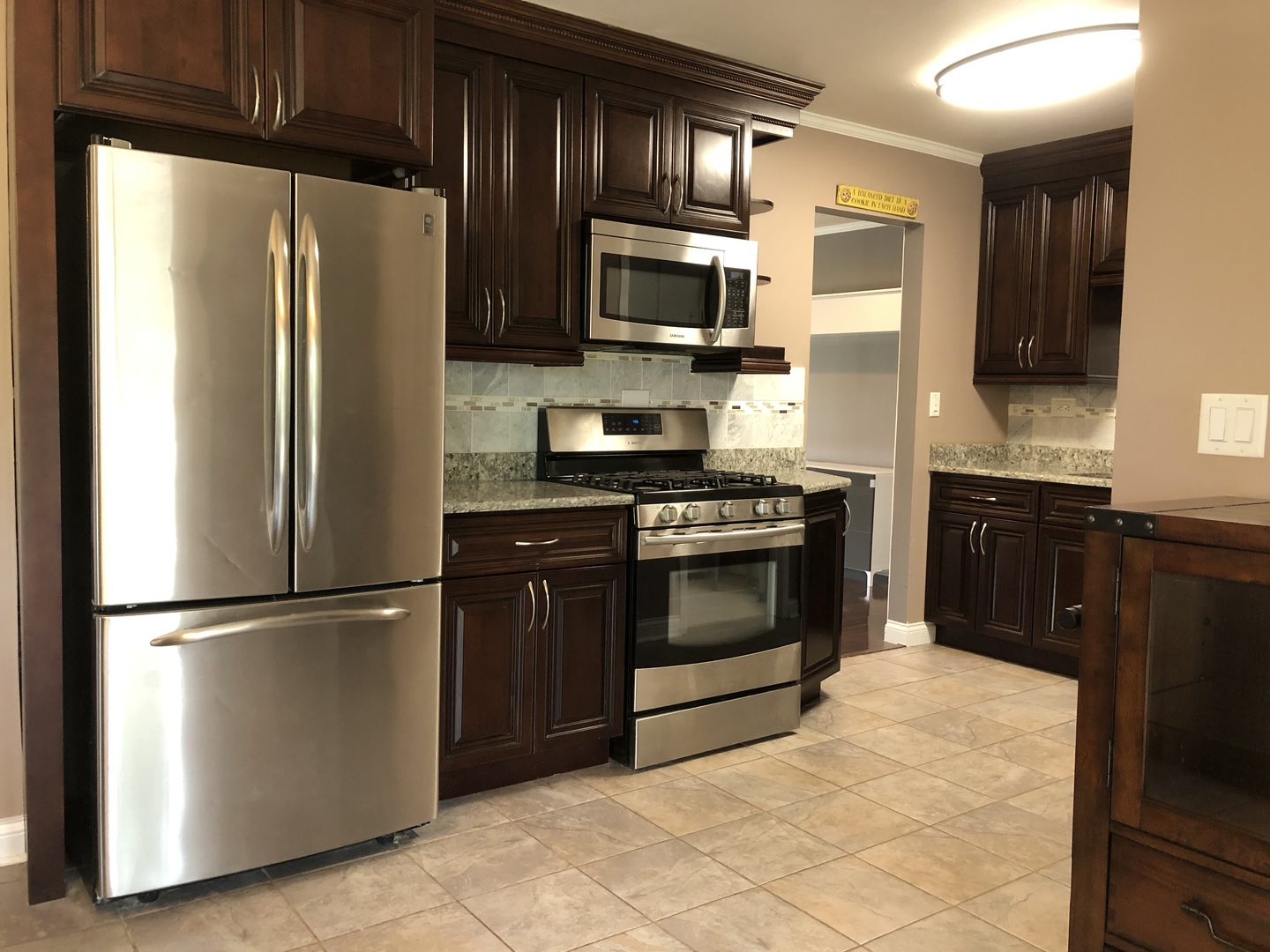 1126 Parkview Drive, Hanover Park, IL 60133