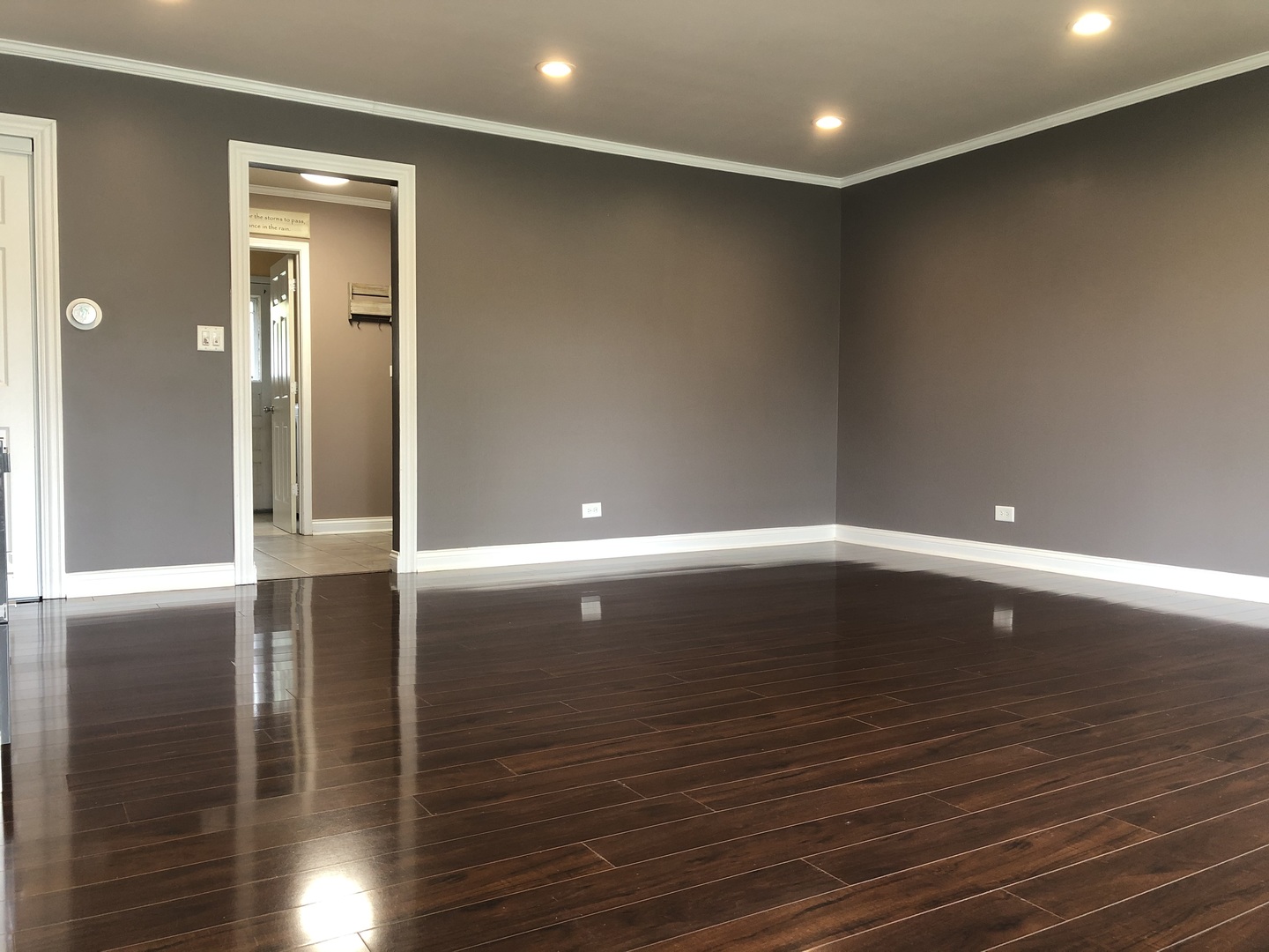 1126 Parkview Drive, Hanover Park, IL 60133