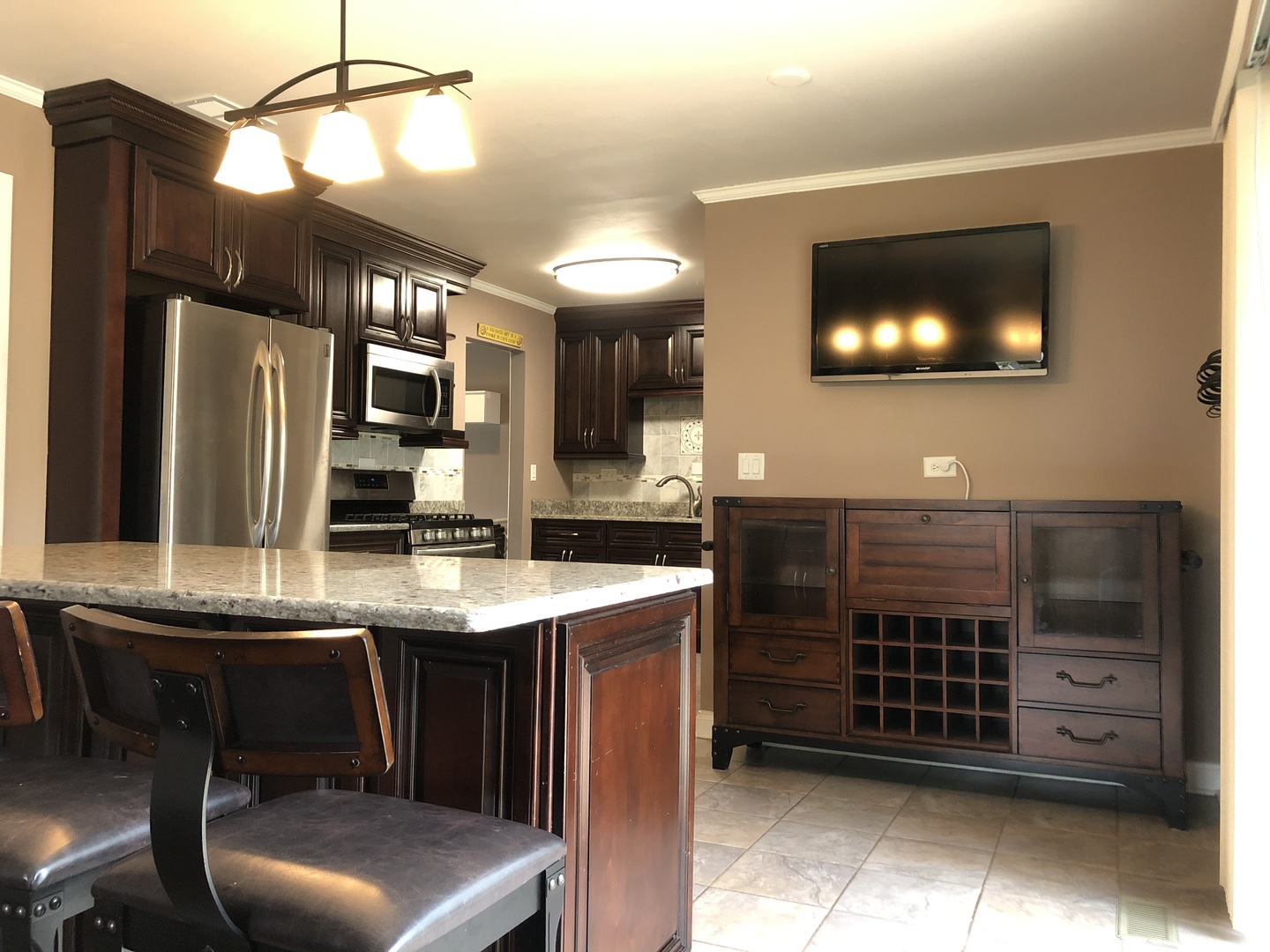 1126 Parkview Drive, Hanover Park, IL 60133