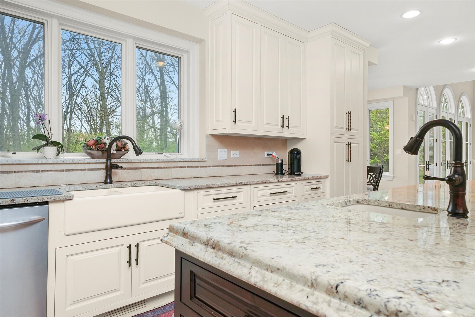11735 Orchard Street, Willow Springs, IL 60480