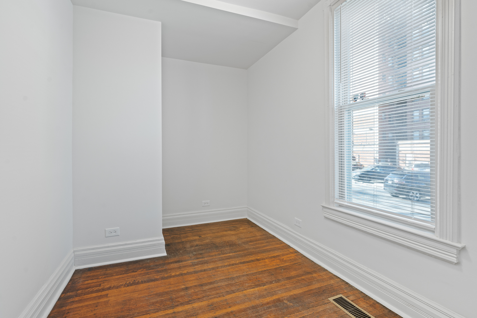 7316 S South Shore Drive, Chicago, IL 60649