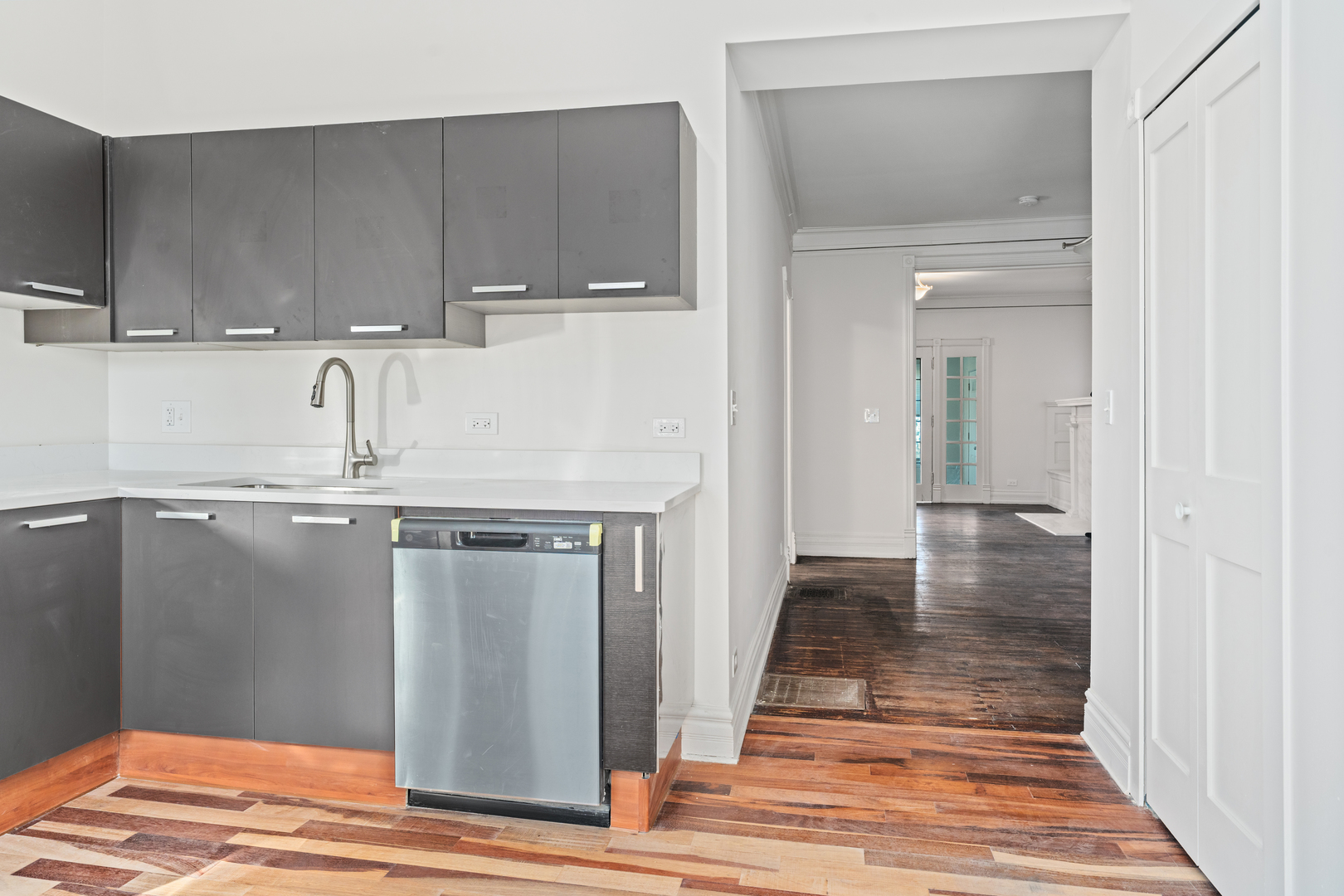 7316 S South Shore Drive, Chicago, IL 60649