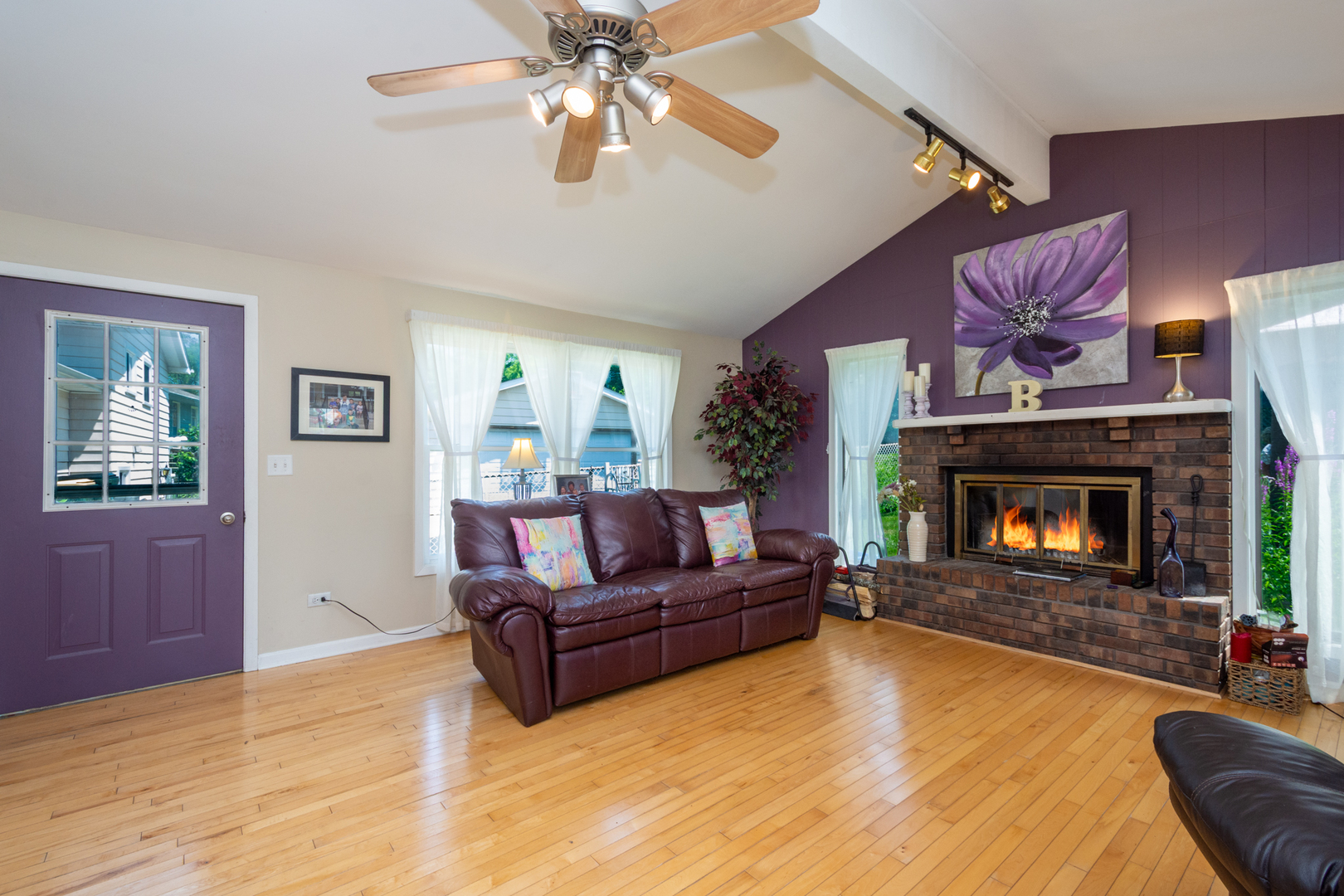 271 Sunset Lane, Antioch, IL 60002
