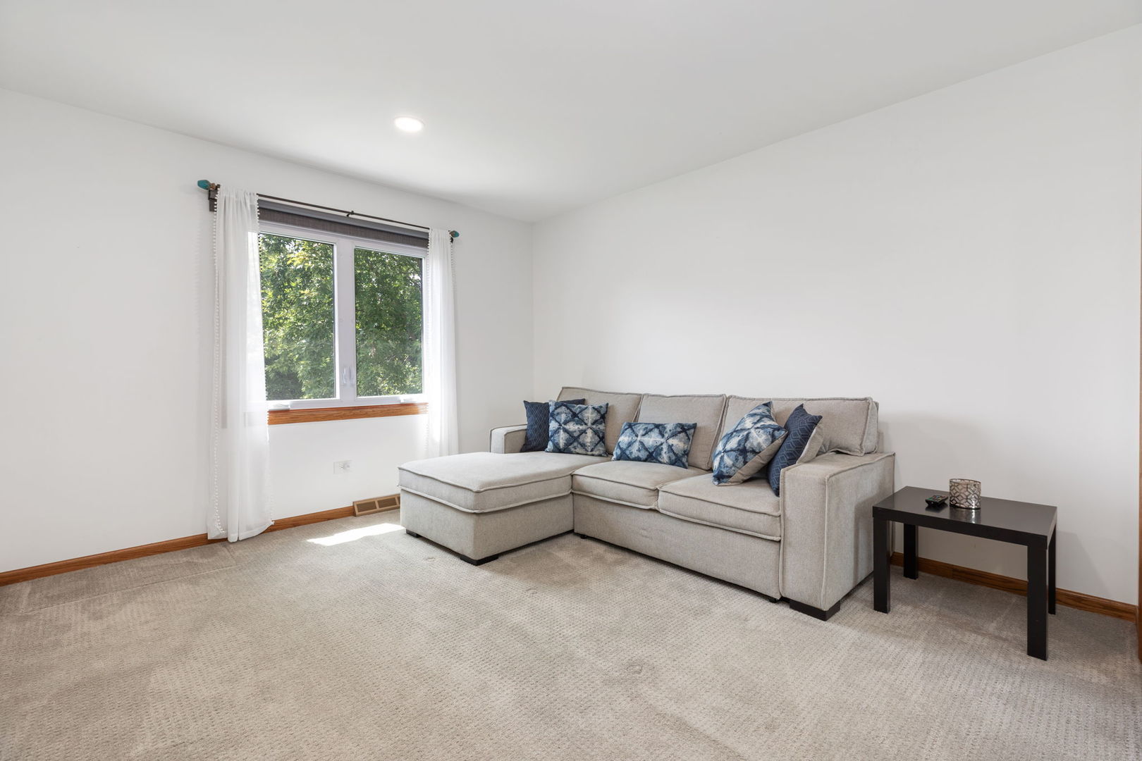 1231 Averill Drive, Batavia, IL 60510
