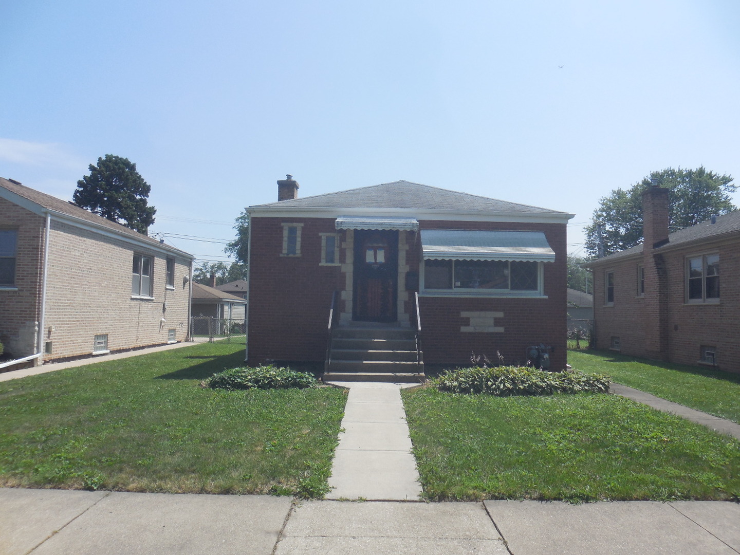 Bellwood,  IL 60104
