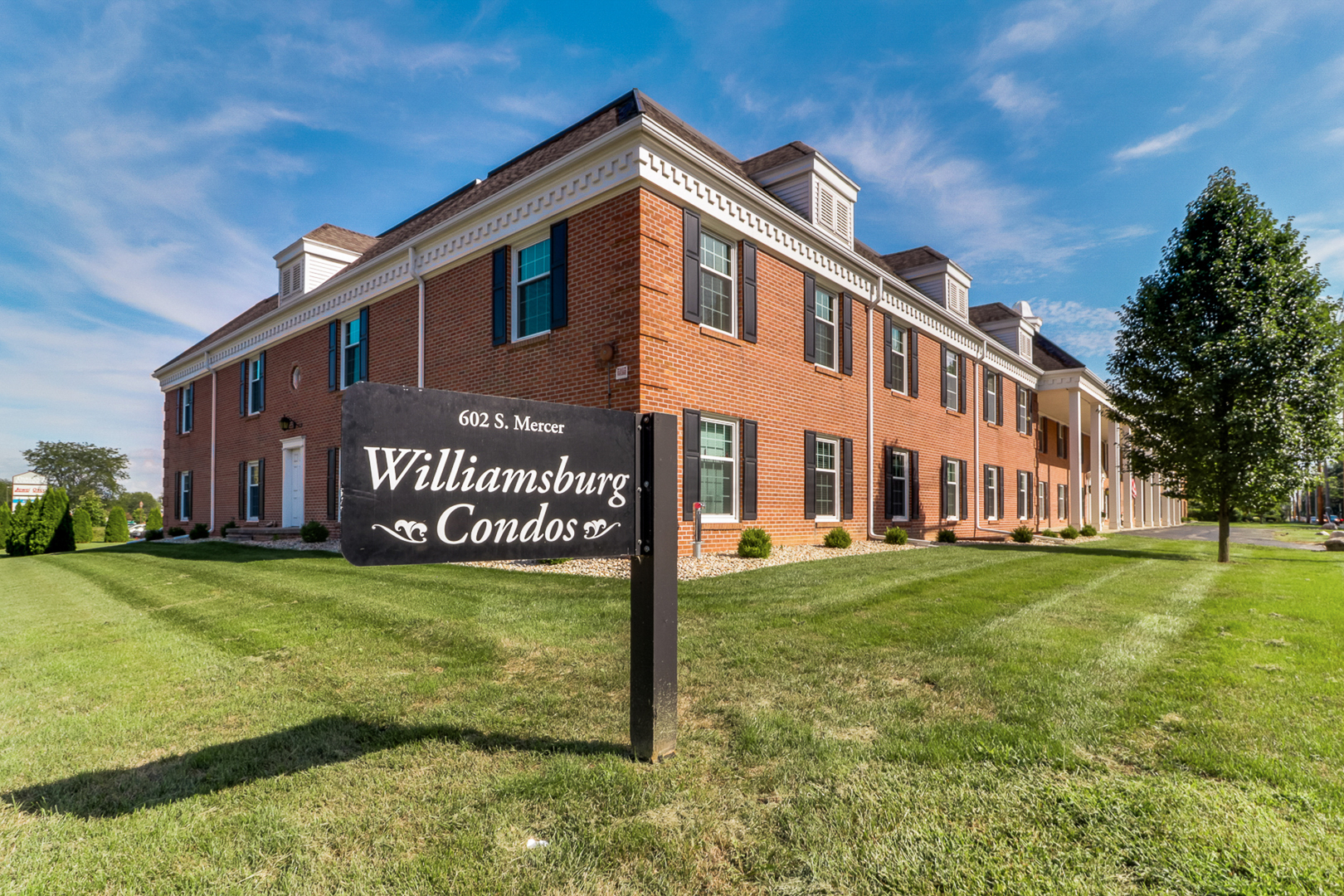 602 S Mercer Avenue #215, Bloomington, IL 61701