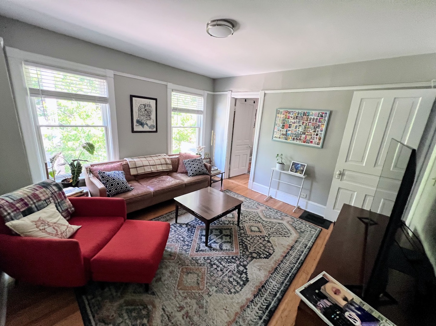 519 HAMILTON Street #2E, Evanston, IL 60202