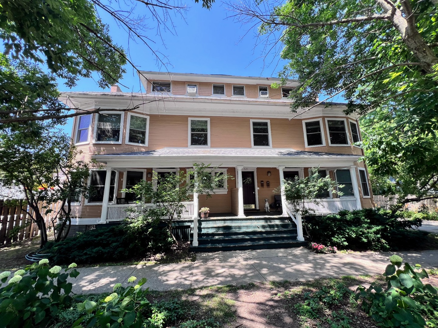 519 HAMILTON Street #2E, Evanston, IL 60202
