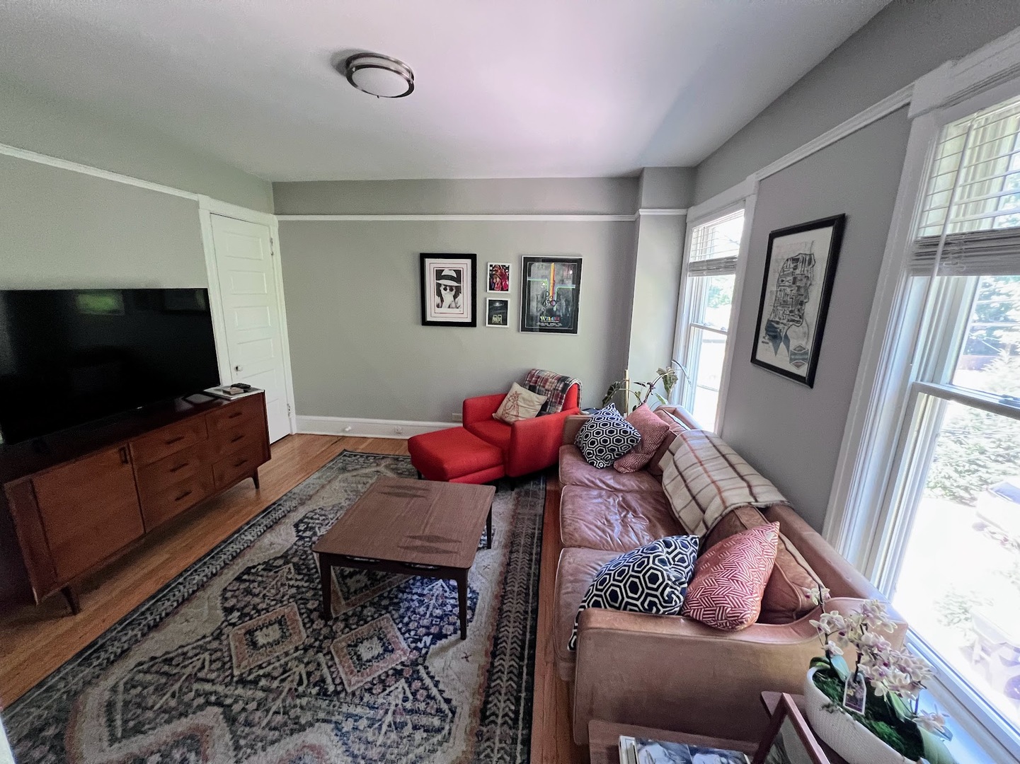 519 HAMILTON Street #2E, Evanston, IL 60202