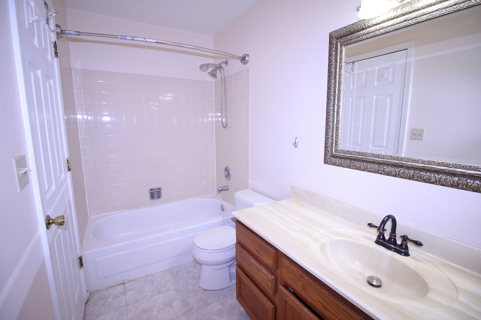 2022 Redwood Drive, Round Lake Beach, IL 60073