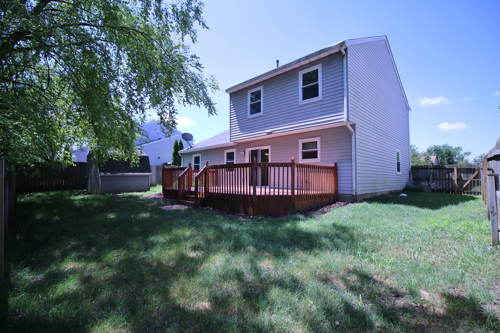 2022 Redwood Drive, Round Lake Beach, IL 60073