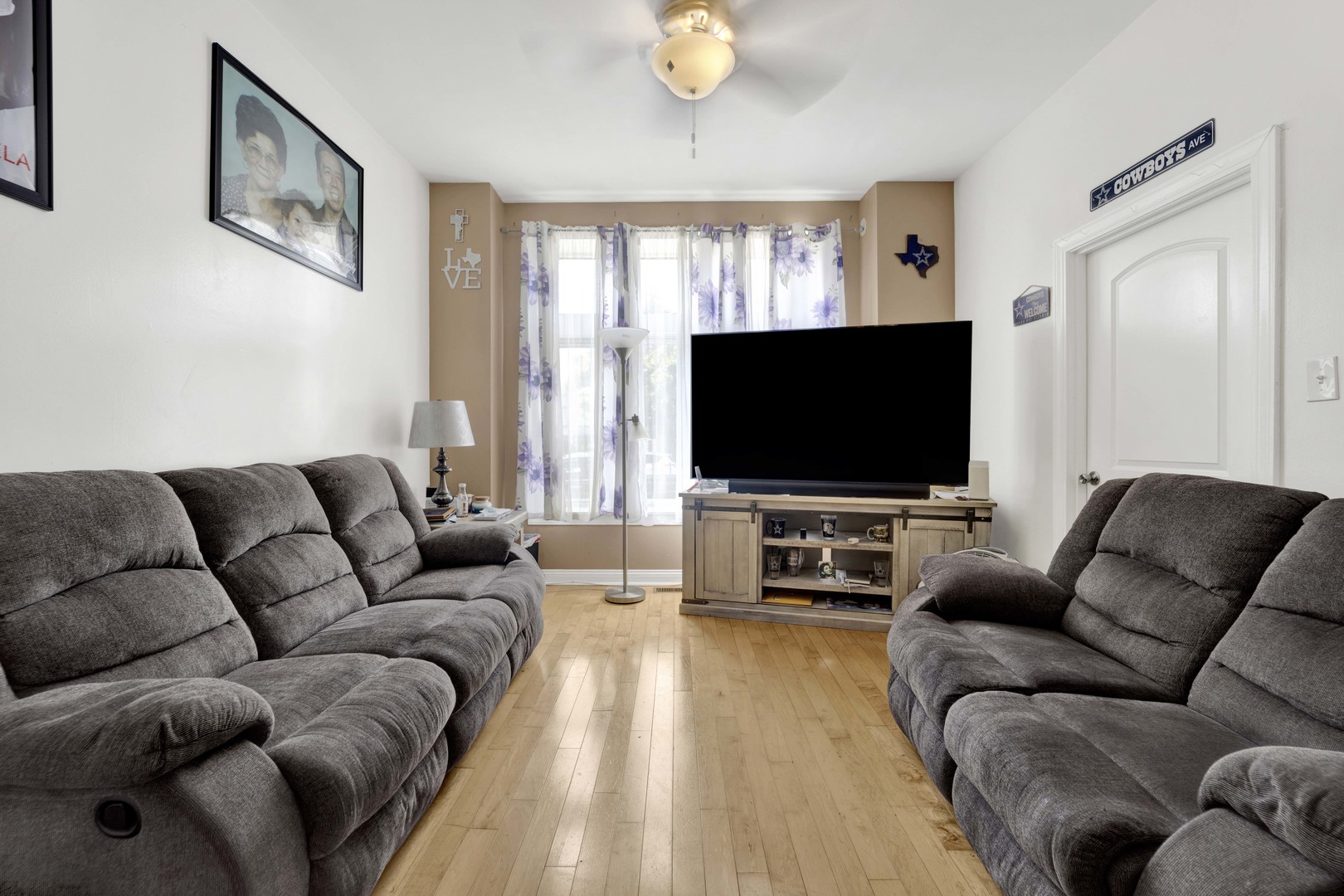 3326 W Crystal Street, Chicago, IL 60651
