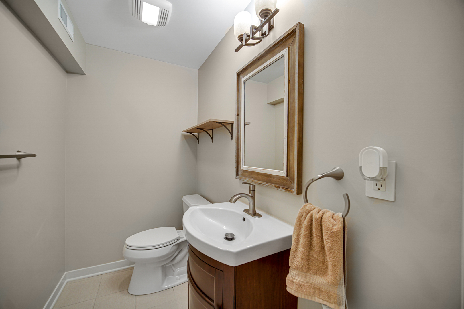 1305 N 11th Avenue, Melrose Park, IL 60160