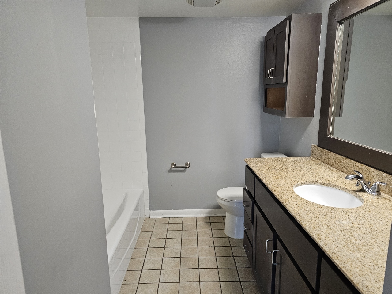 4845 137th Street #C19, Crestwood, IL 60418