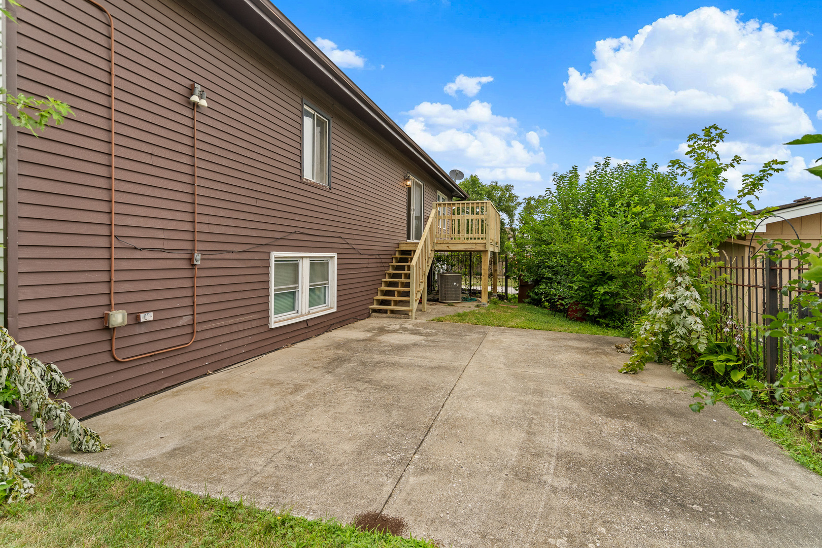 3111 Smoke Tree Court, Hazel Crest, IL 60429