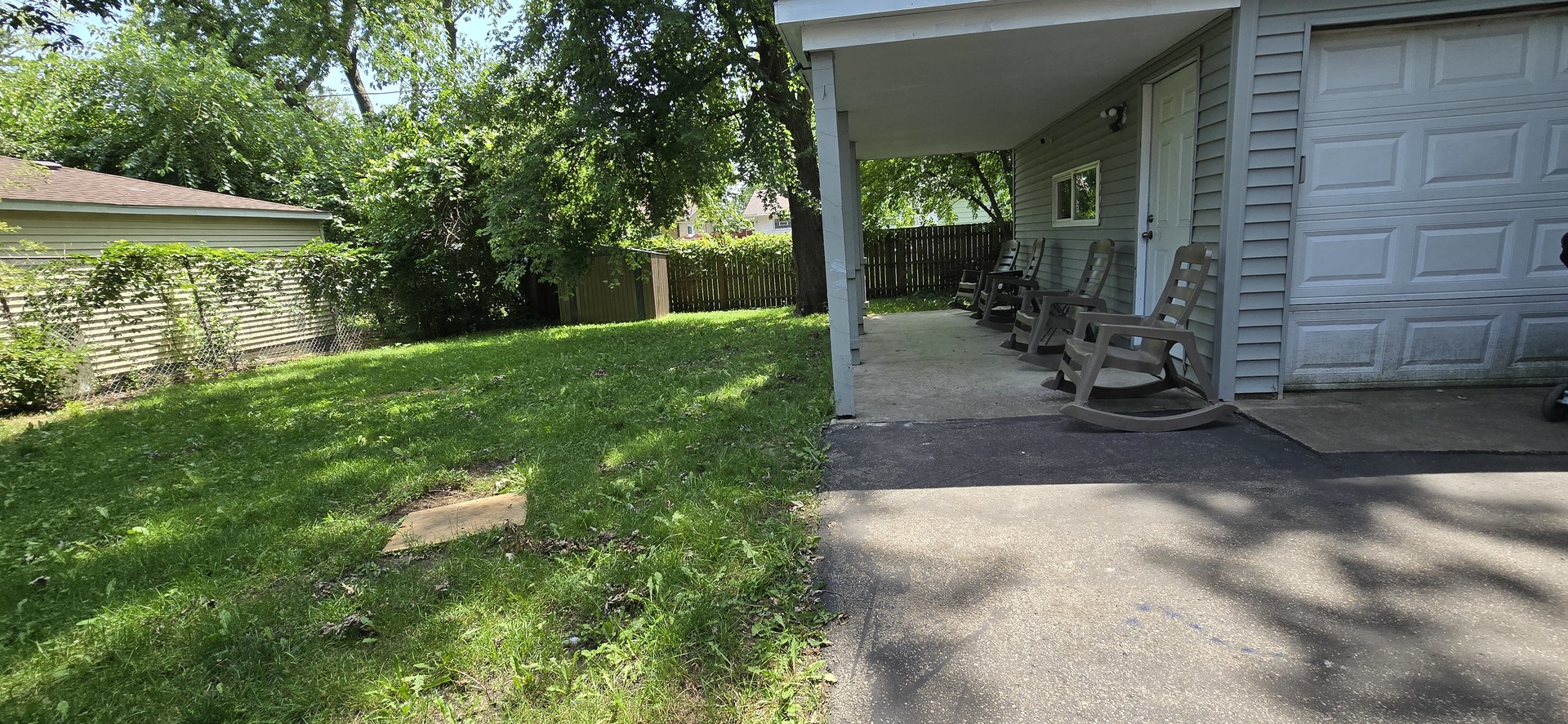 3043 Sussex Avenue, Markham, IL 60428