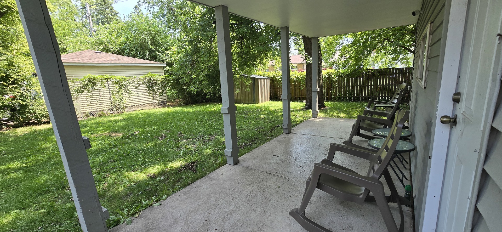 3043 Sussex Avenue, Markham, IL 60428